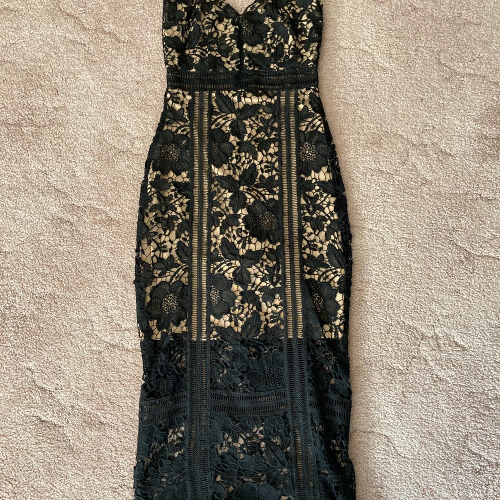 Dress - Picture 3 of 3